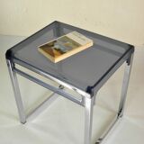Table basse plexiglas et chrome 1970