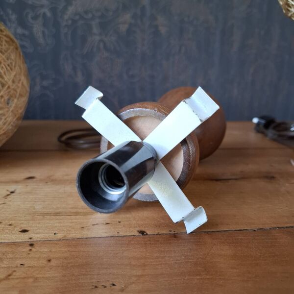 Paire de lampes bois et osier 70/80's