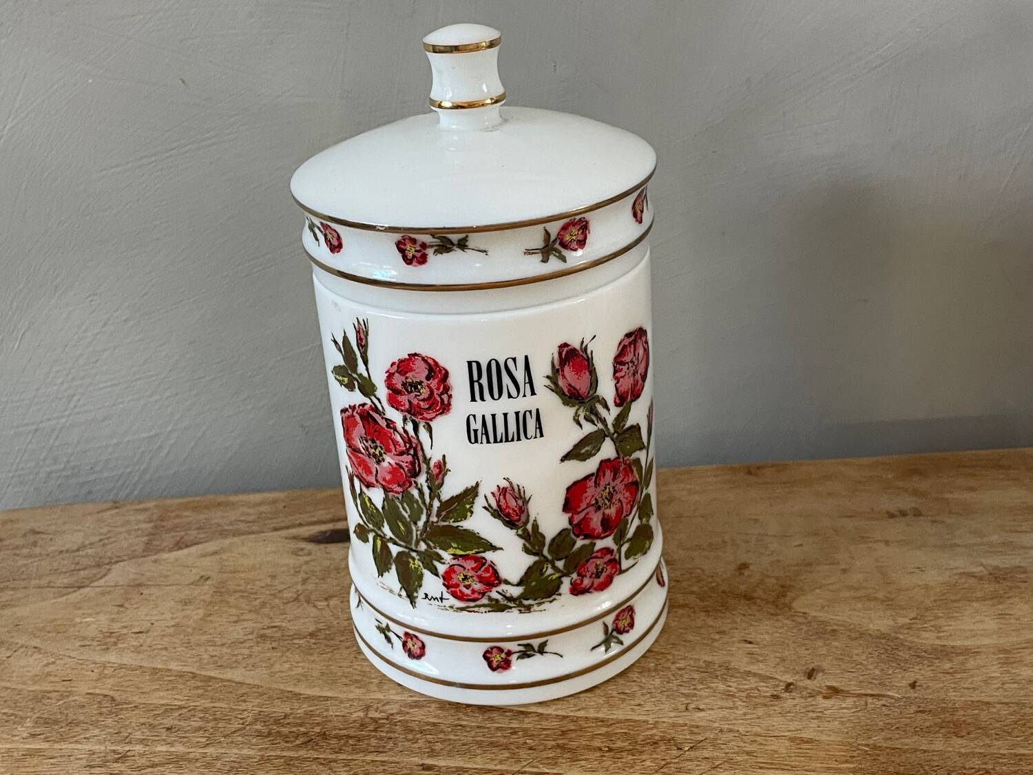 Opaline medicine jar