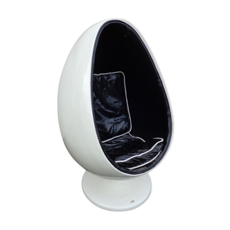 Fauteuil oeuf Kare design des années 90