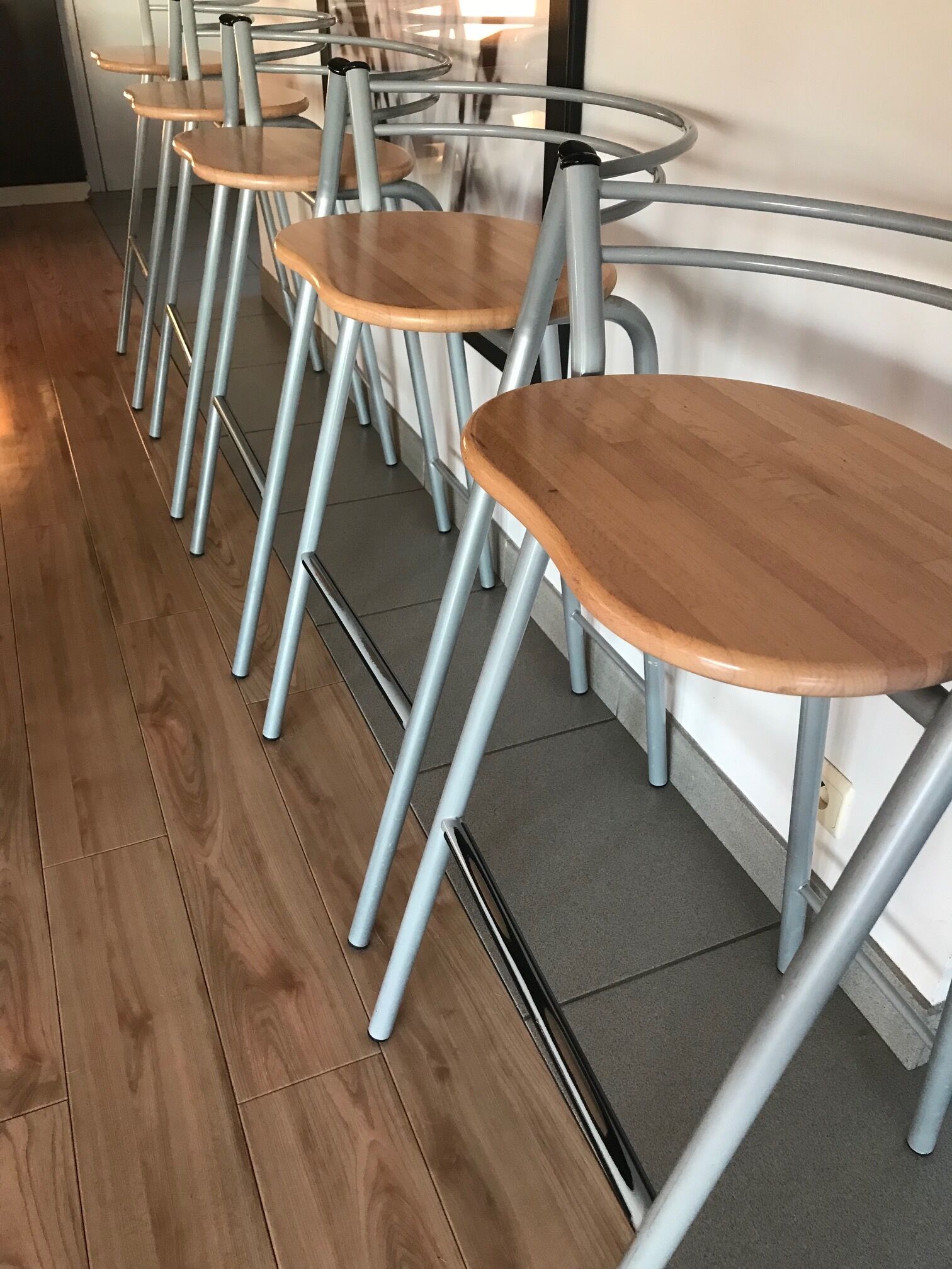set of 5 stool year 80 in wood and metal