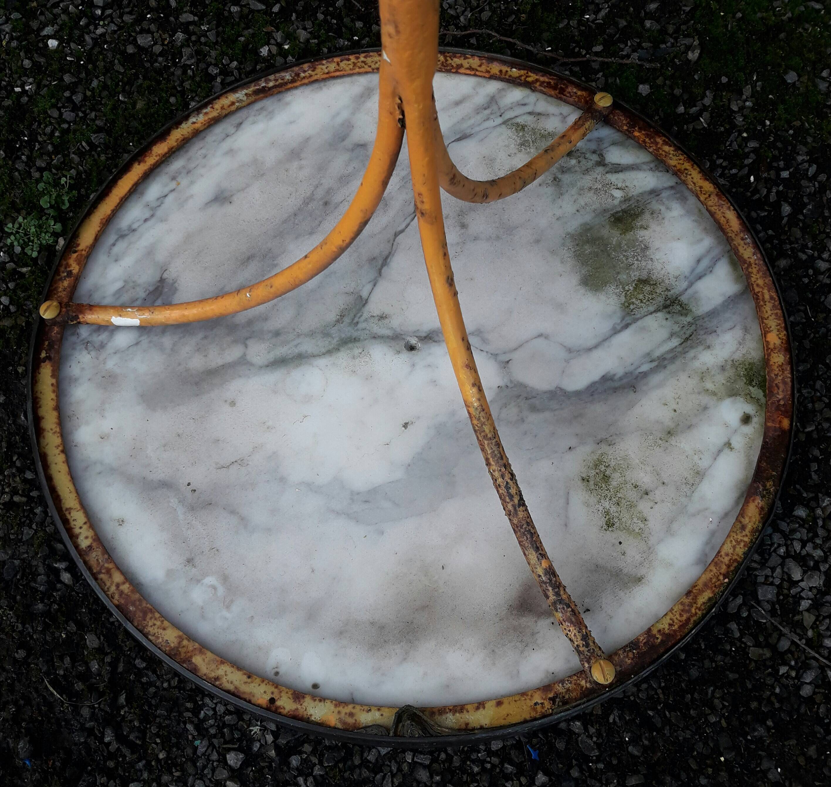Parisian bistro pedestal table in cast iron and marble