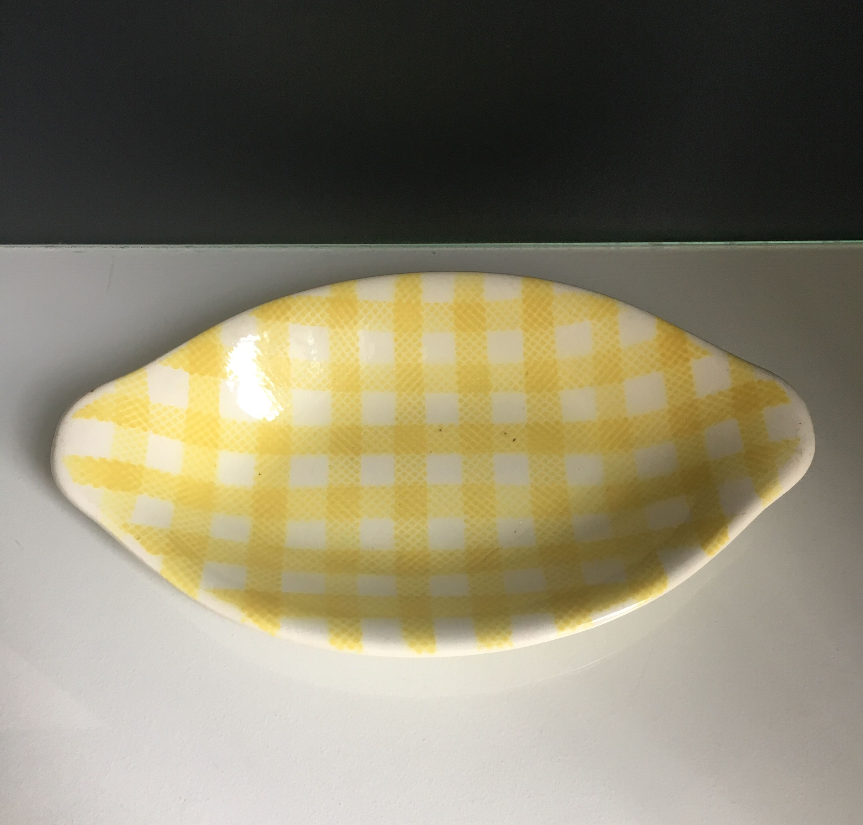 Set of dishes, salt faience