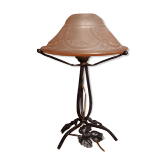 Lampe fer forge ancien abat-jour en verre moule 1920