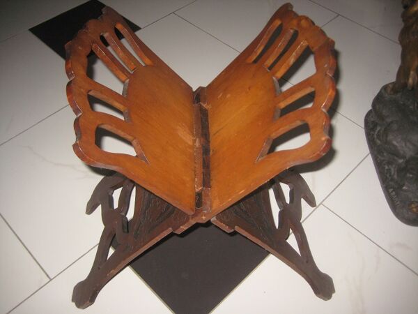 Porte revue en bois noble