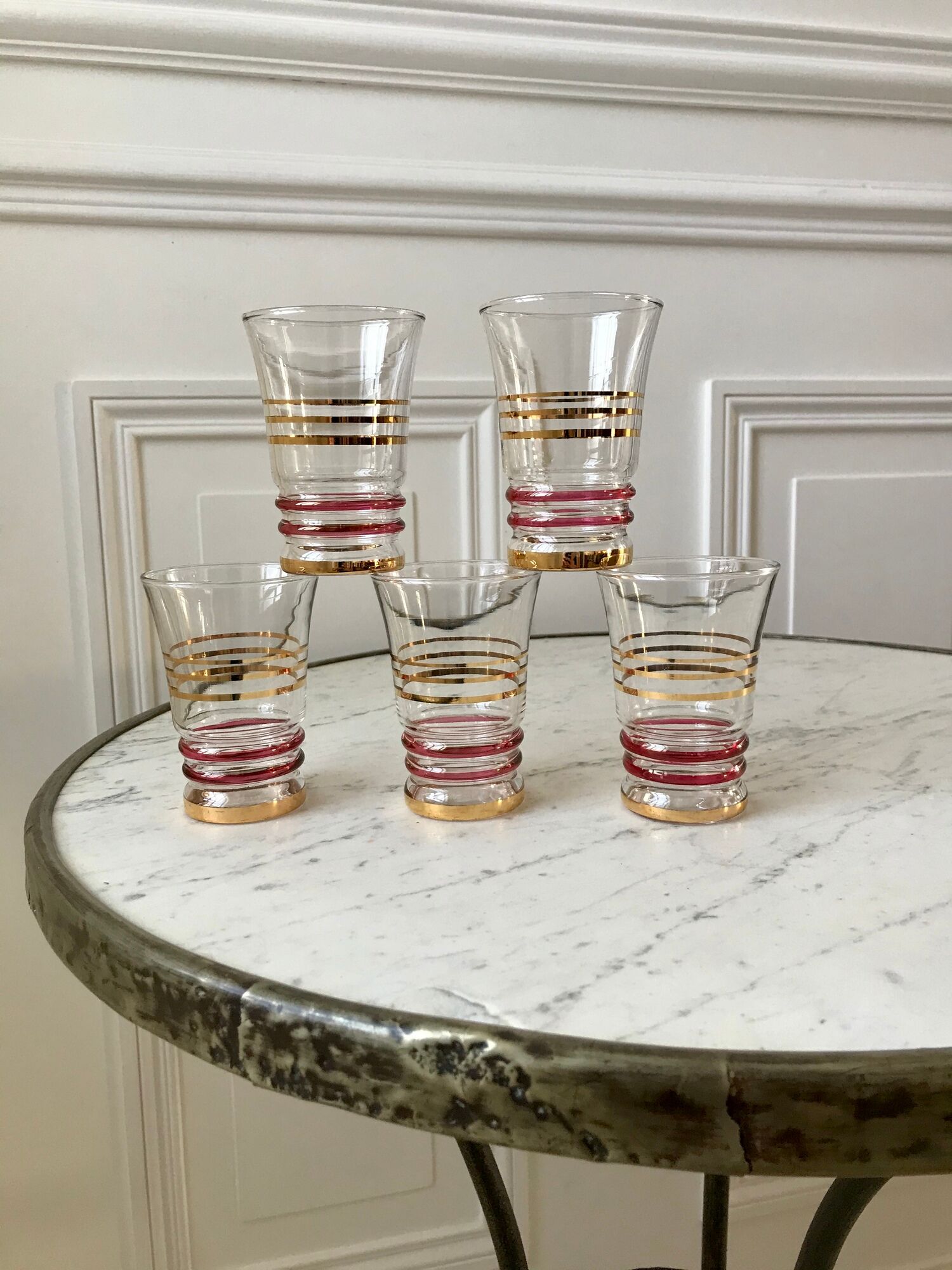 Set of 5 red and gold spiral water glasses 50-60s