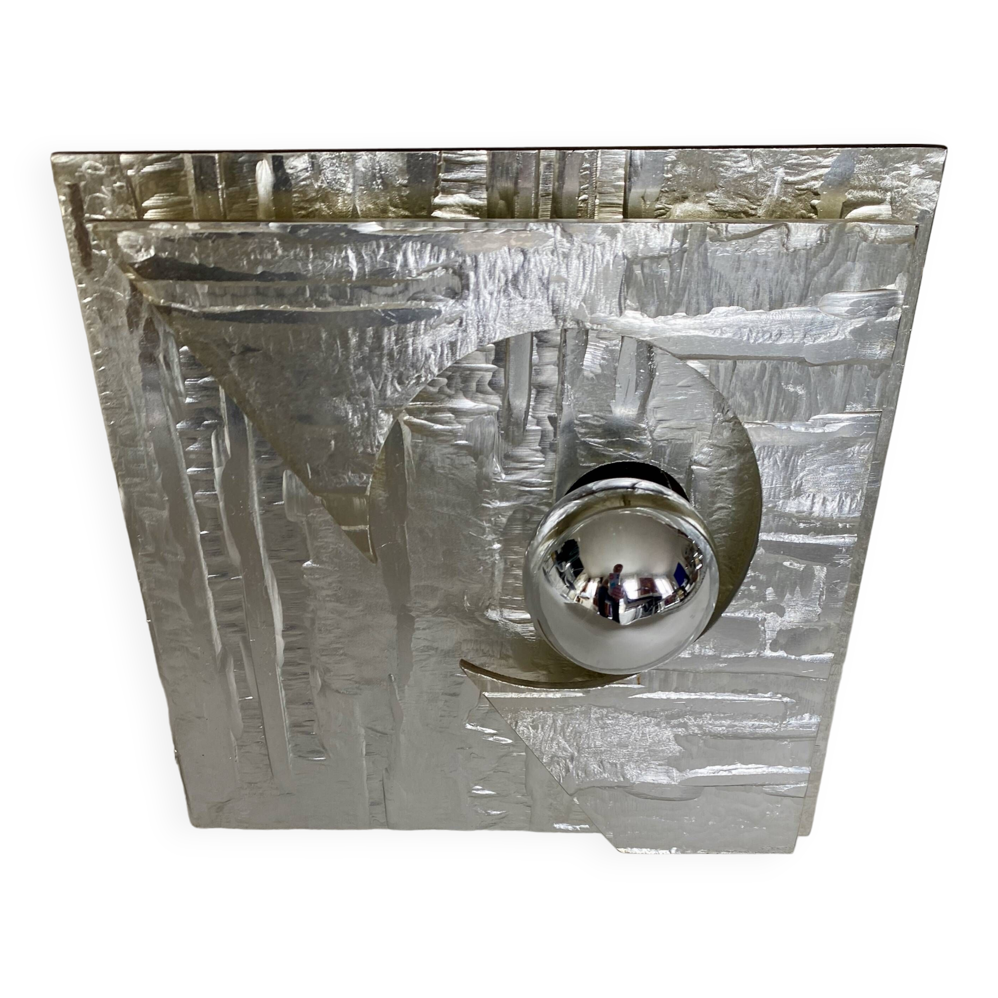 Lumalux 2000 aluminum wall light from the 1970s.