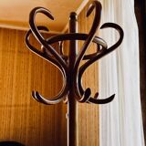 Parrot coat rack