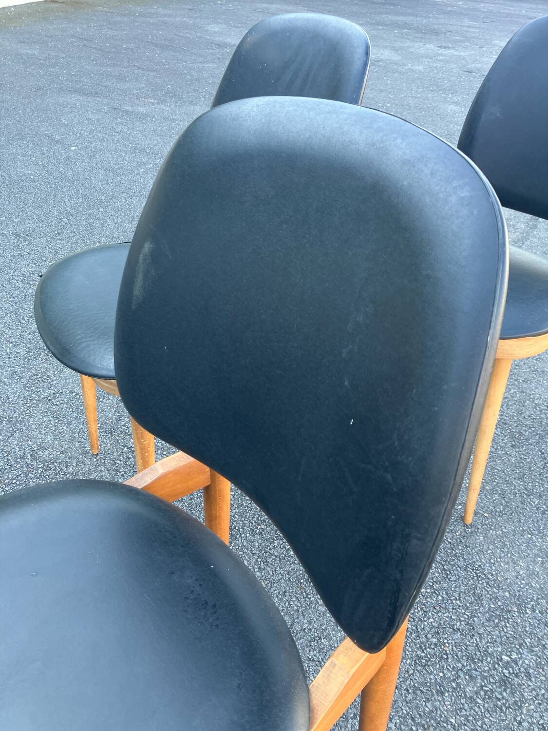 Baumann Pegasus Vintage Chair