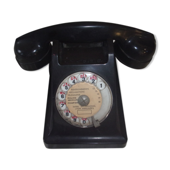 Phone in Bakelite