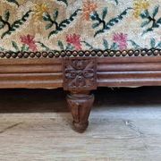 Louis XVI style bench circa 1900, geneva velvet tapestry with floral decorations