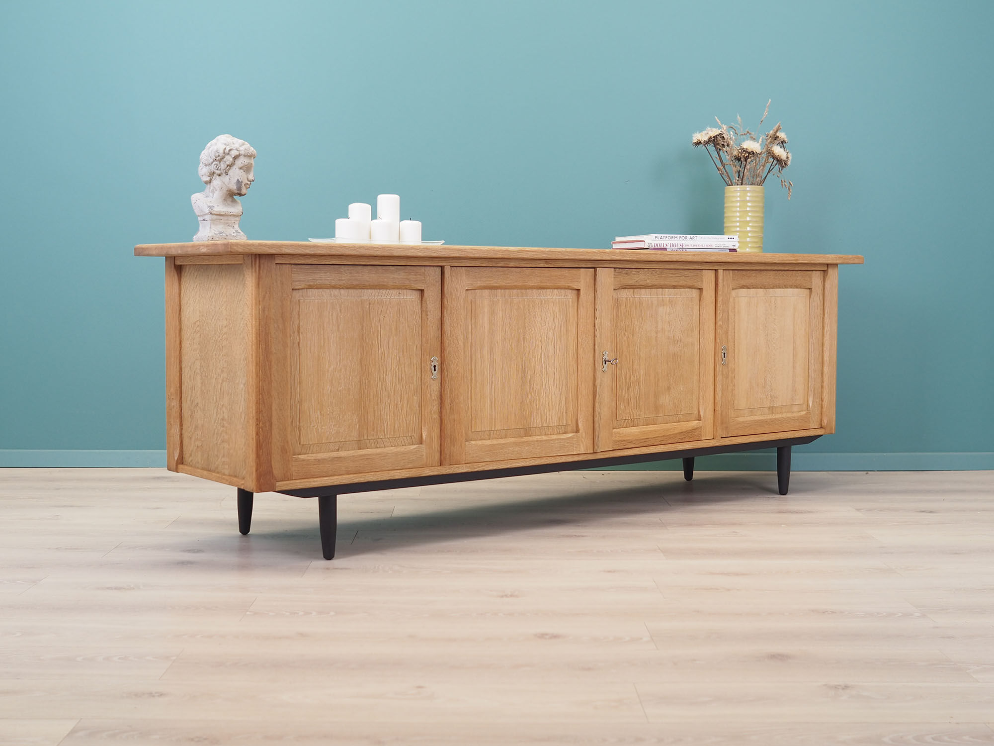 Sideboard in oak, 60s, Danish design, production: Denmark