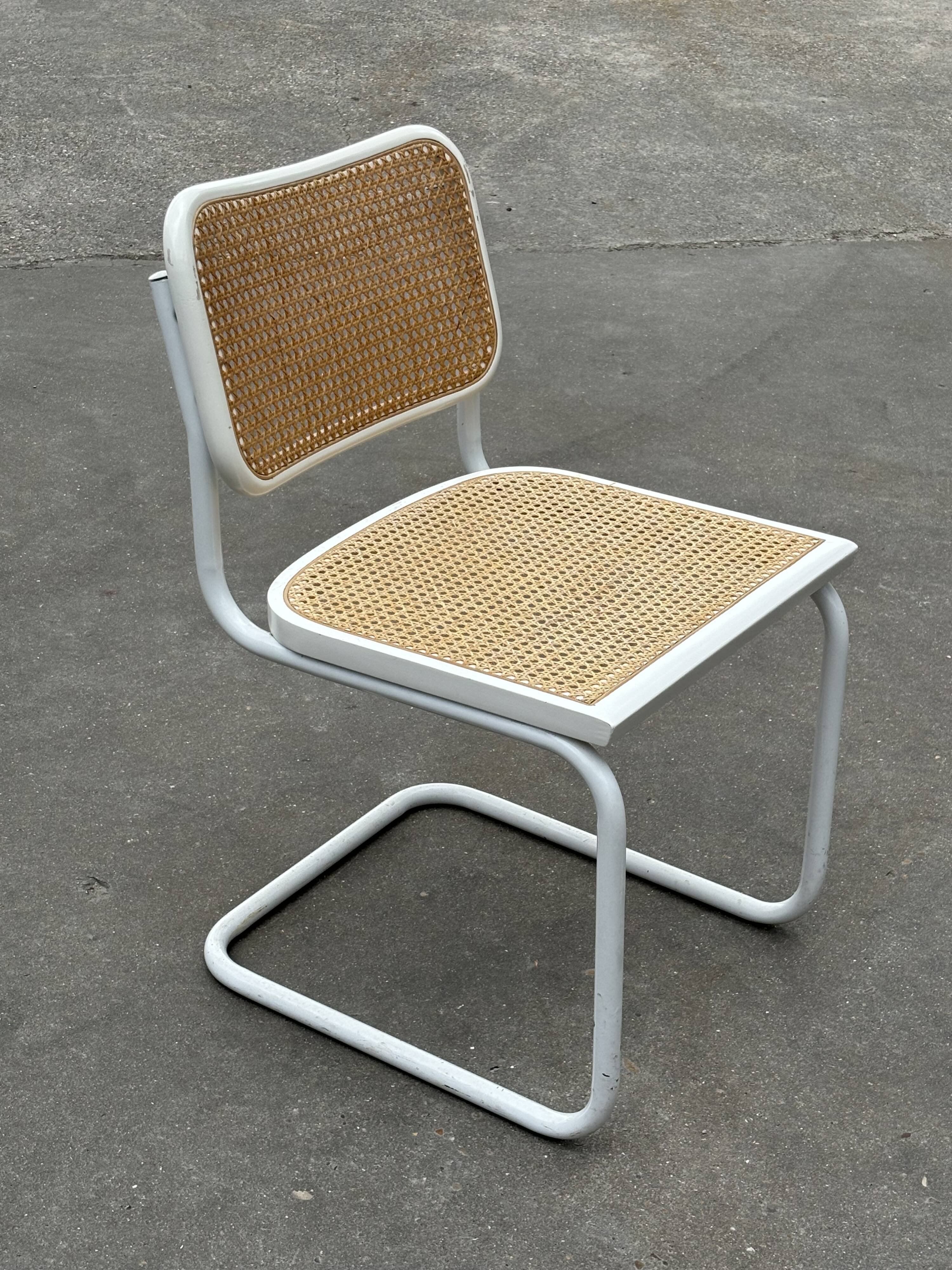 Cesca design chair b32 model in white
