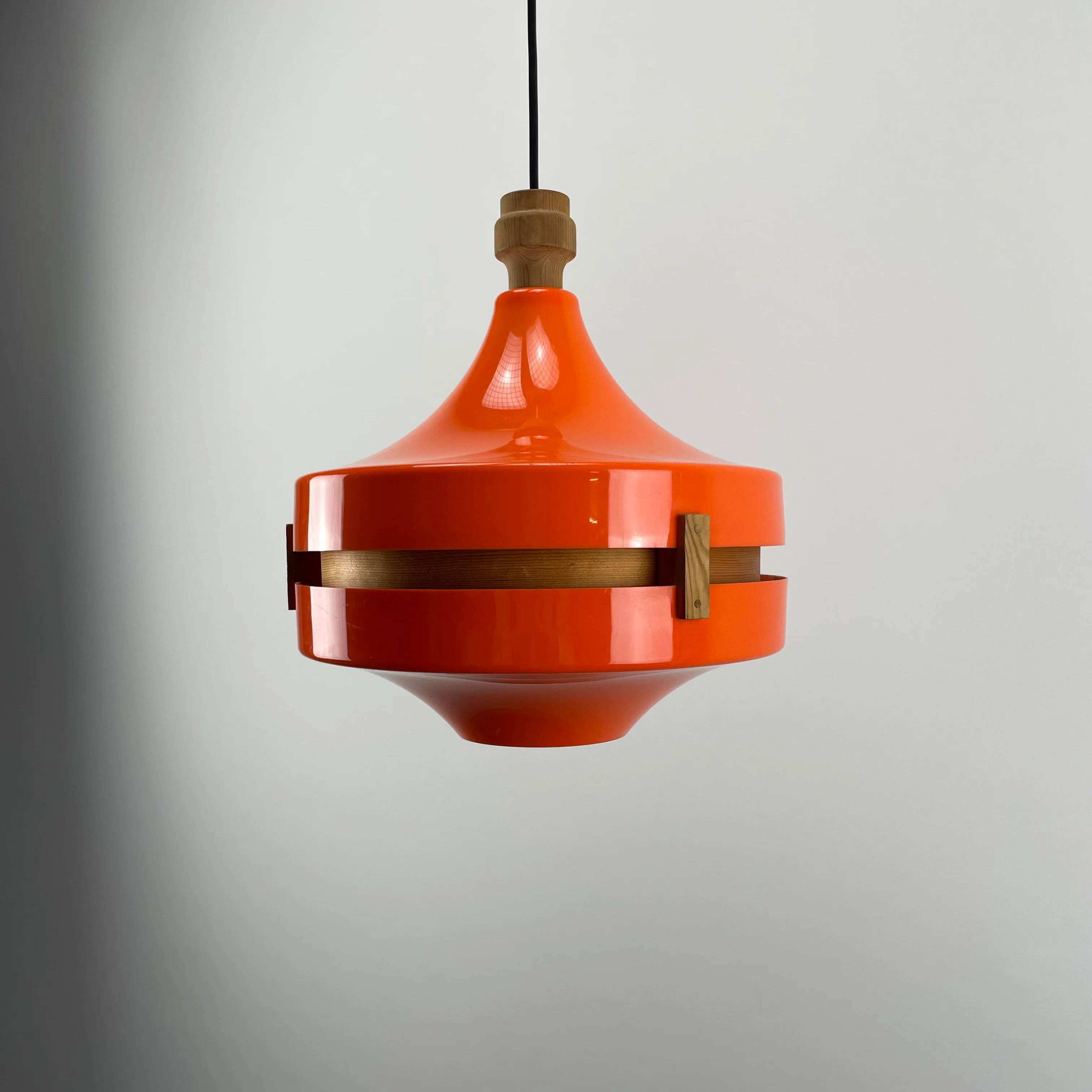 1970s orange Scandinavian suspension light in plexiglass shaped like a UFO.