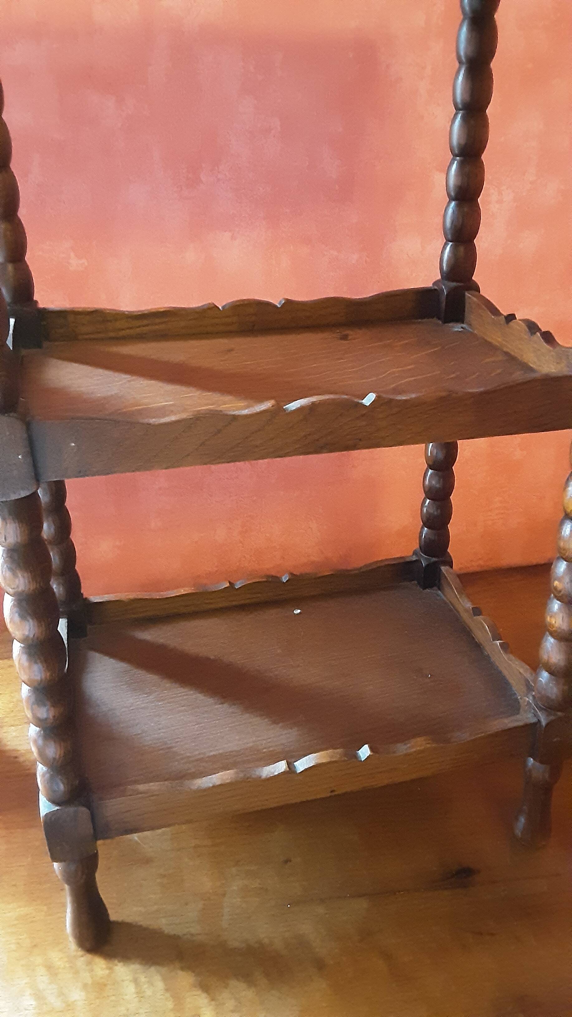 Petit meuble ancien 3 niveaux en bois
