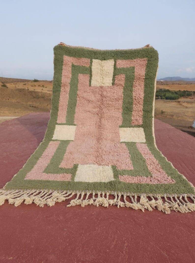 Handmade Berber wool rug size 160 x 240 cm