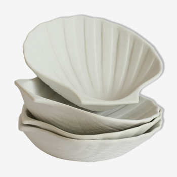 4 seashell cups