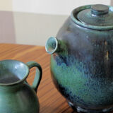 Les Cyclades Anduze sandstone teapots and cups