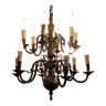 Lustre flamand en bronze antique avec 12 lumières sur deux niveaux