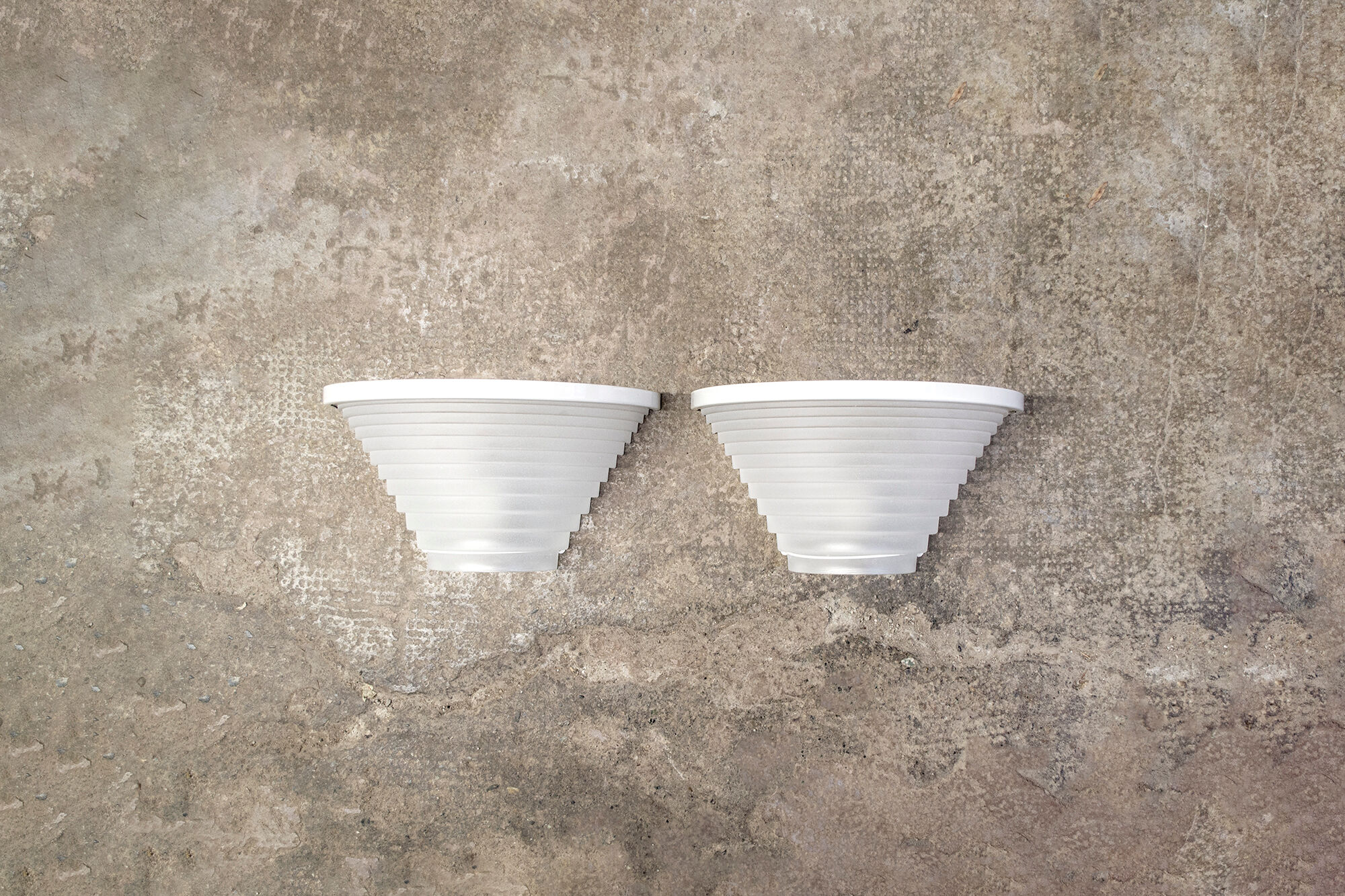 Wall lamps Artemide Egisto 28 wall by Angelo Mangiarotti, Italy, 80s, set of 2