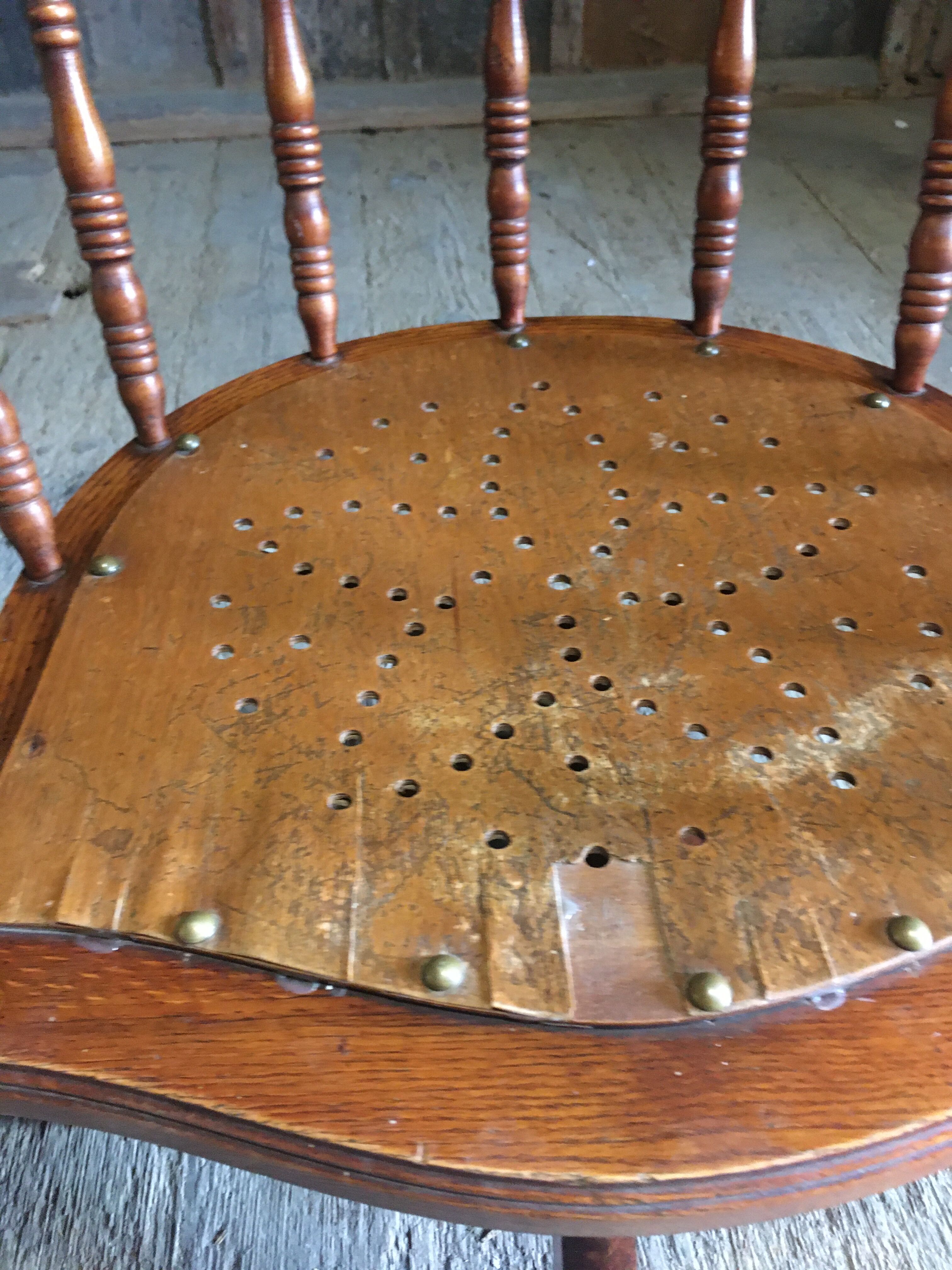 Industrial chair from the 1930s on wheels