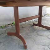 Extendable table, designed by V. Wilkins, G-Plan, Great Britain, 1960s.