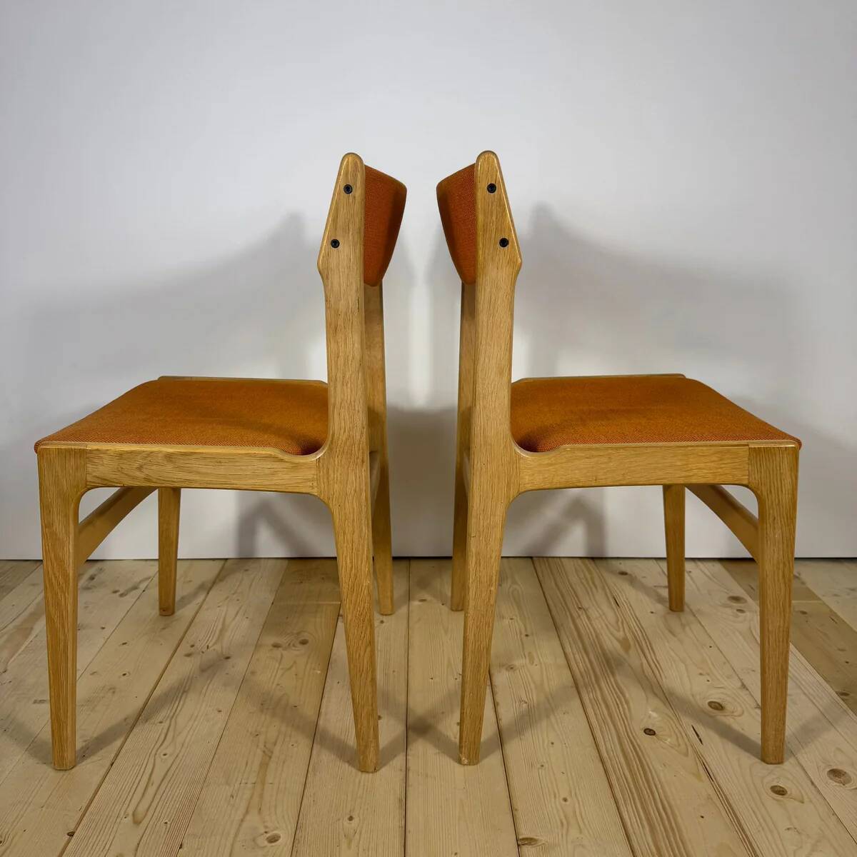 Set of 6 vintage Danish chairs from the 1960s – Mid-Century design
