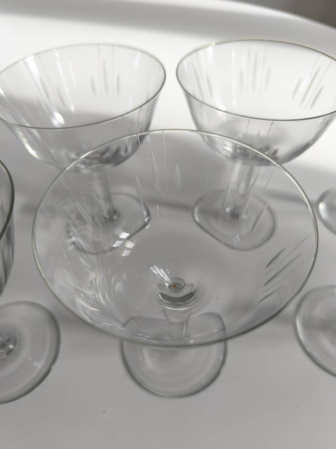 Set of 8 chiseled crystal champagne glasses