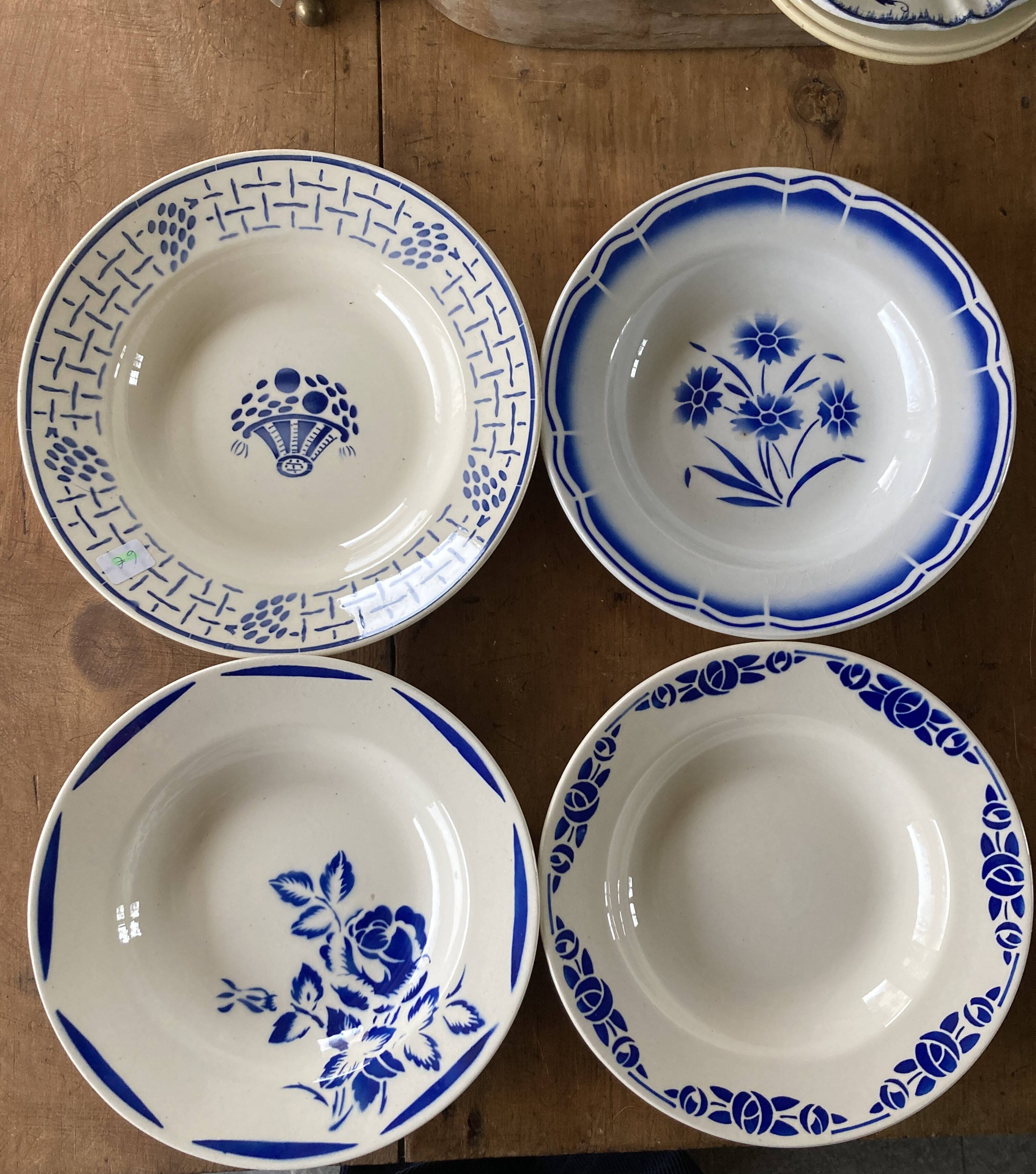 Set of 6 old earthenware soup plates, Sarreguemines Bastia service