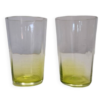 Verres à boire de couleur néon du milieu du siècle, années 1950