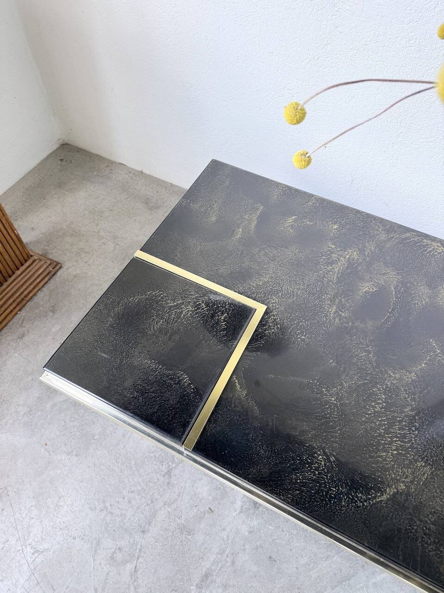 "Rizzo" lacquered and brass coffee-bar table from the 1970s.