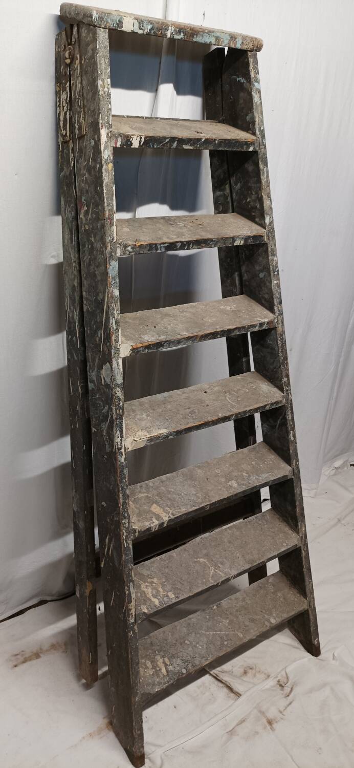 Ancien escabeau de peintre en bois