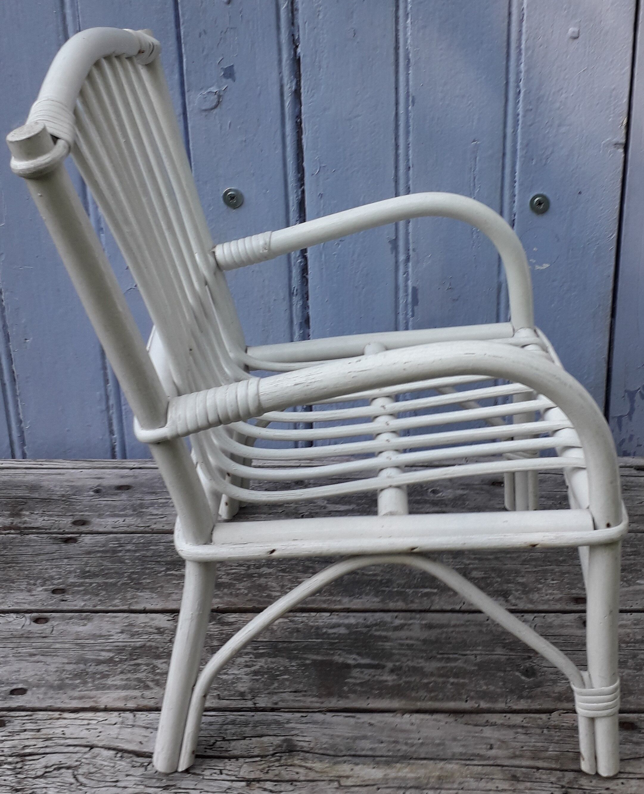 White child rattan chair