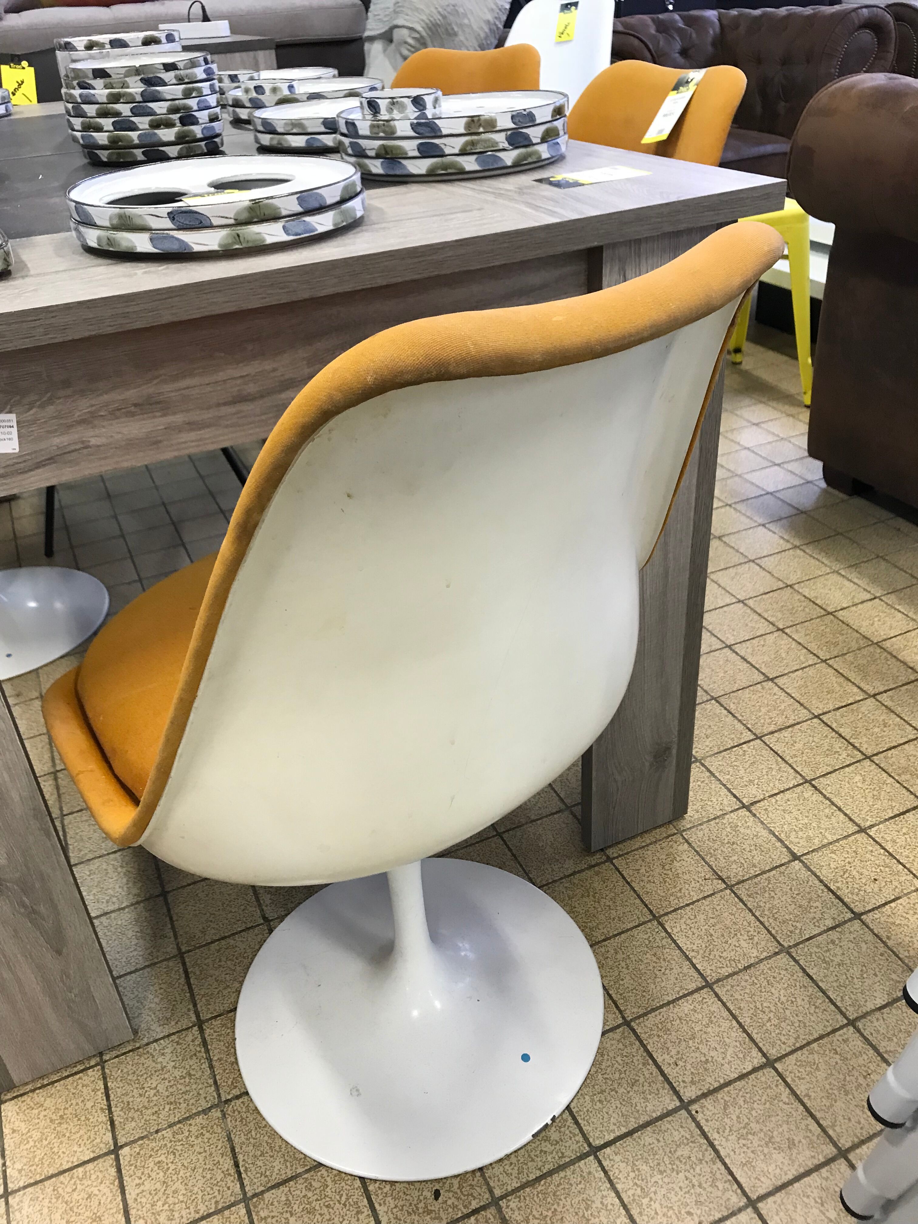 Lot de 5 chaises Tulipe Knoll de Eero Saarinen