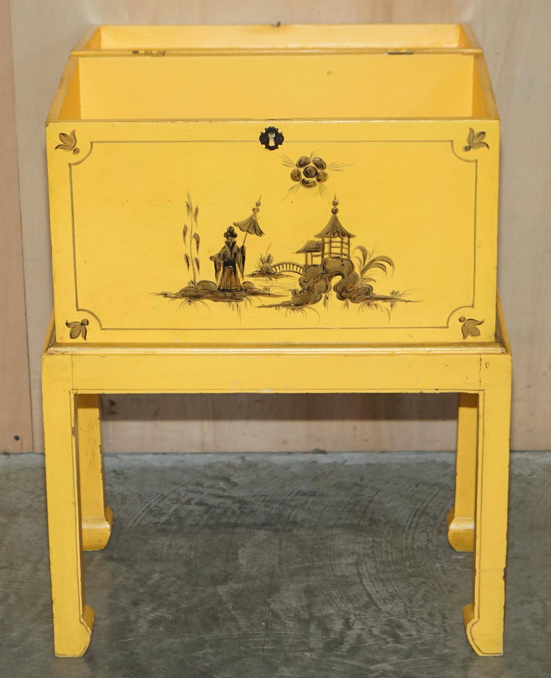 Antique Japanese commode hand-painted and lacquered.