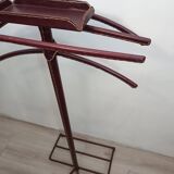 Chic valet en cuir cousu
