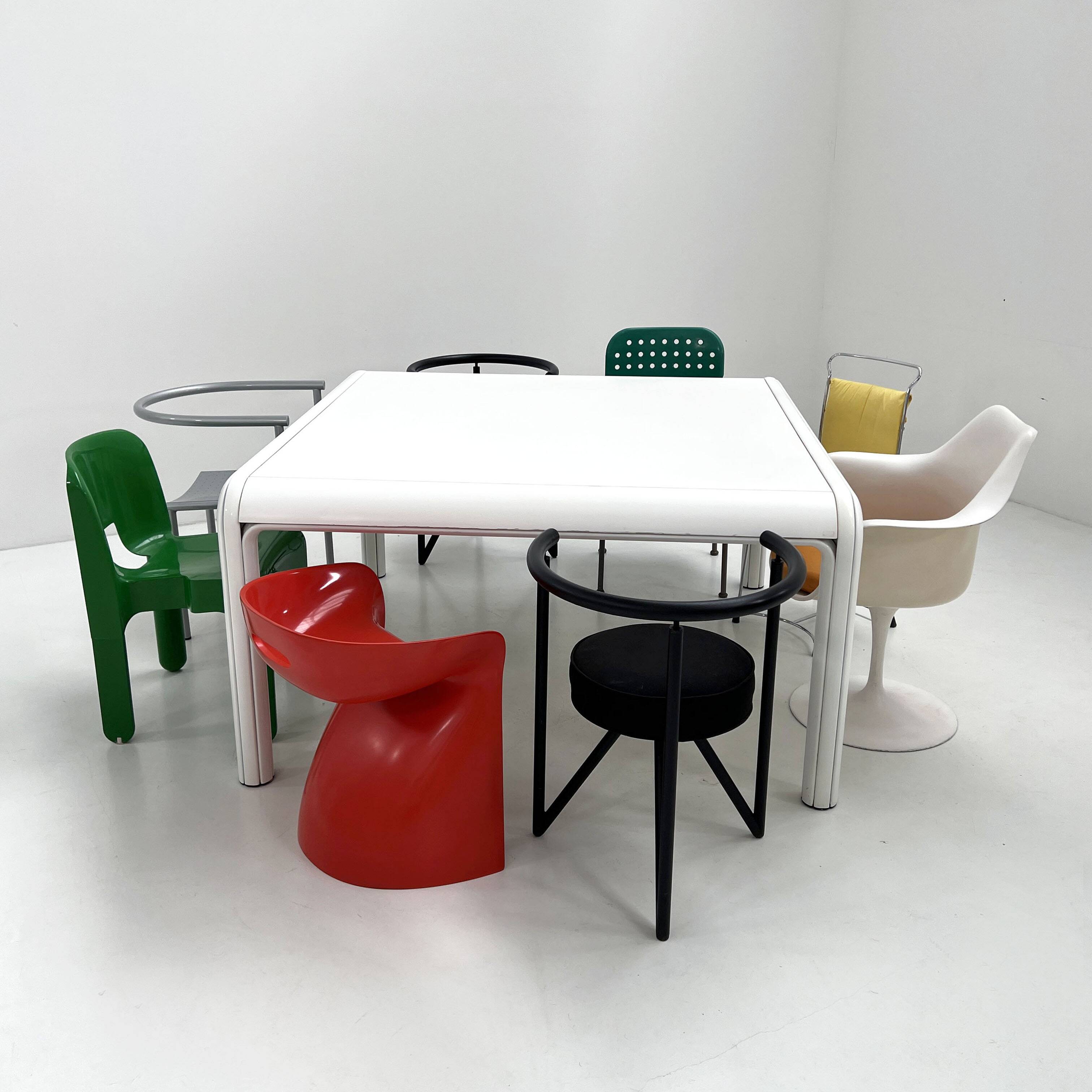 Dining table "Orsay" by Gae Aulenti for Knoll 1970