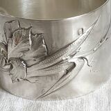 Solid silver napkin ring with Iris Art Nouveau decor