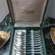Set de 12 cuillères argentées Ravinet d'enfert -décor coquille - écrin
