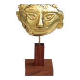 Sculpture masque Maya en métal doré, années 70 cm