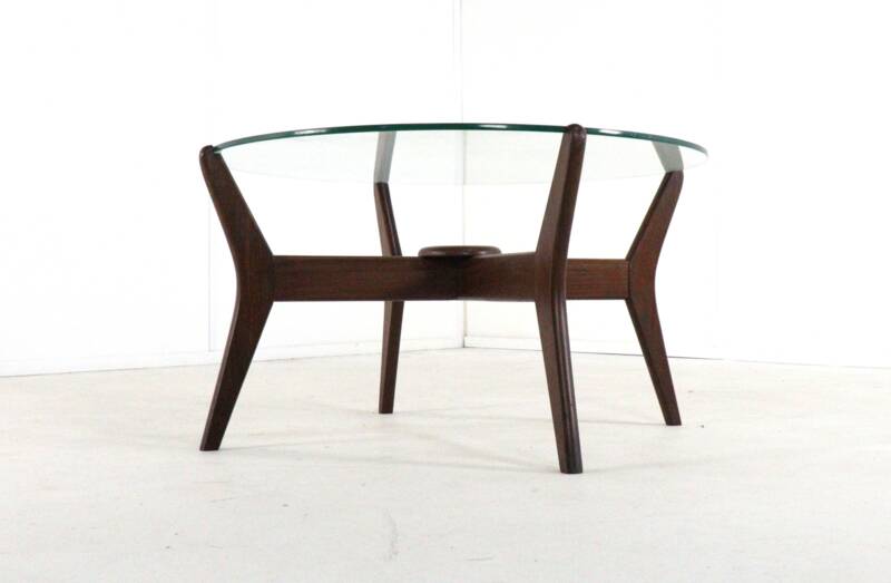 Round glass coffee table 'Summerseat'