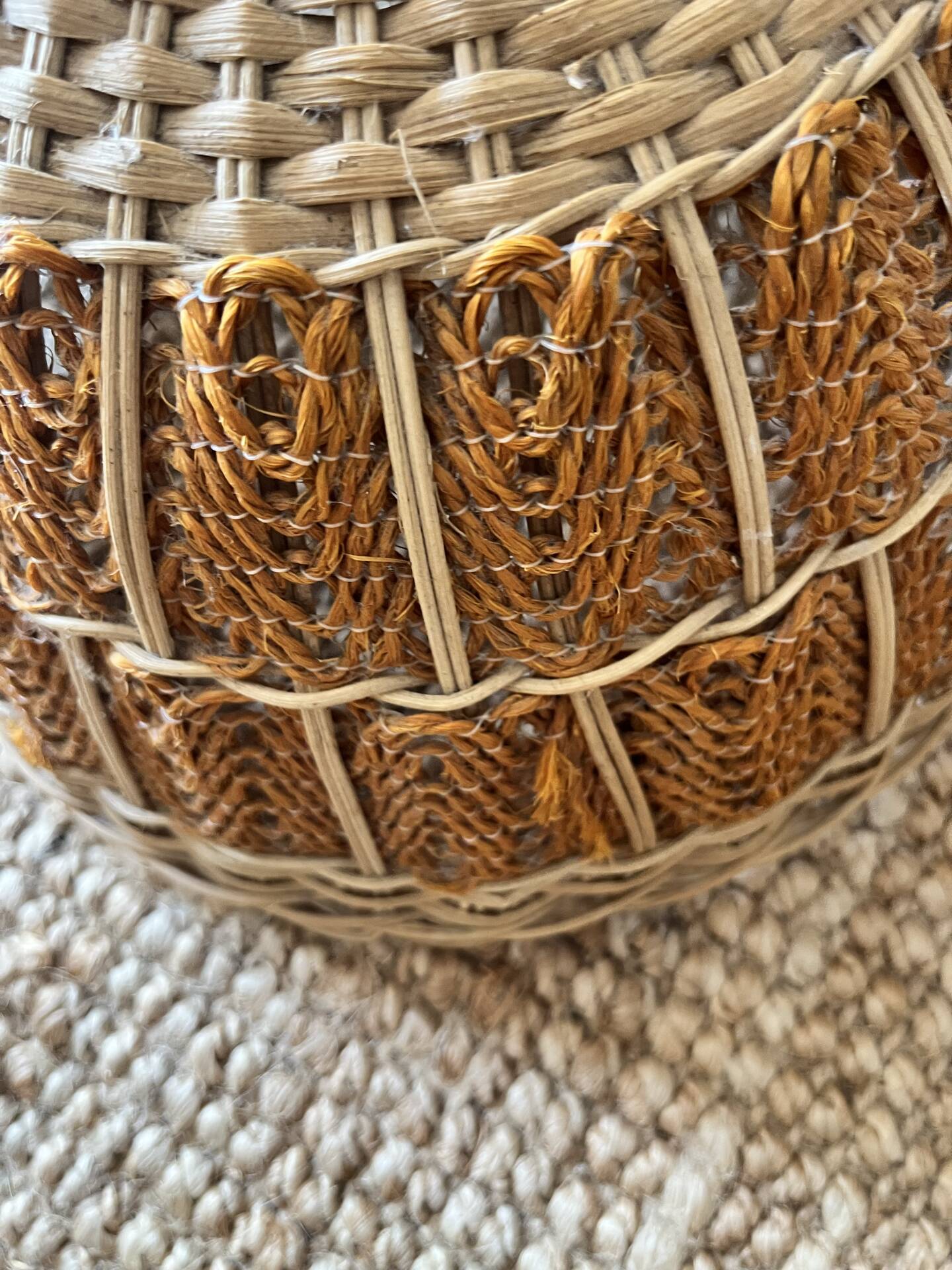 Wicker suspension