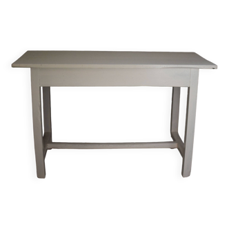 Table de ferme blanche