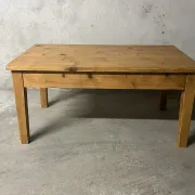 Table basse de ferme