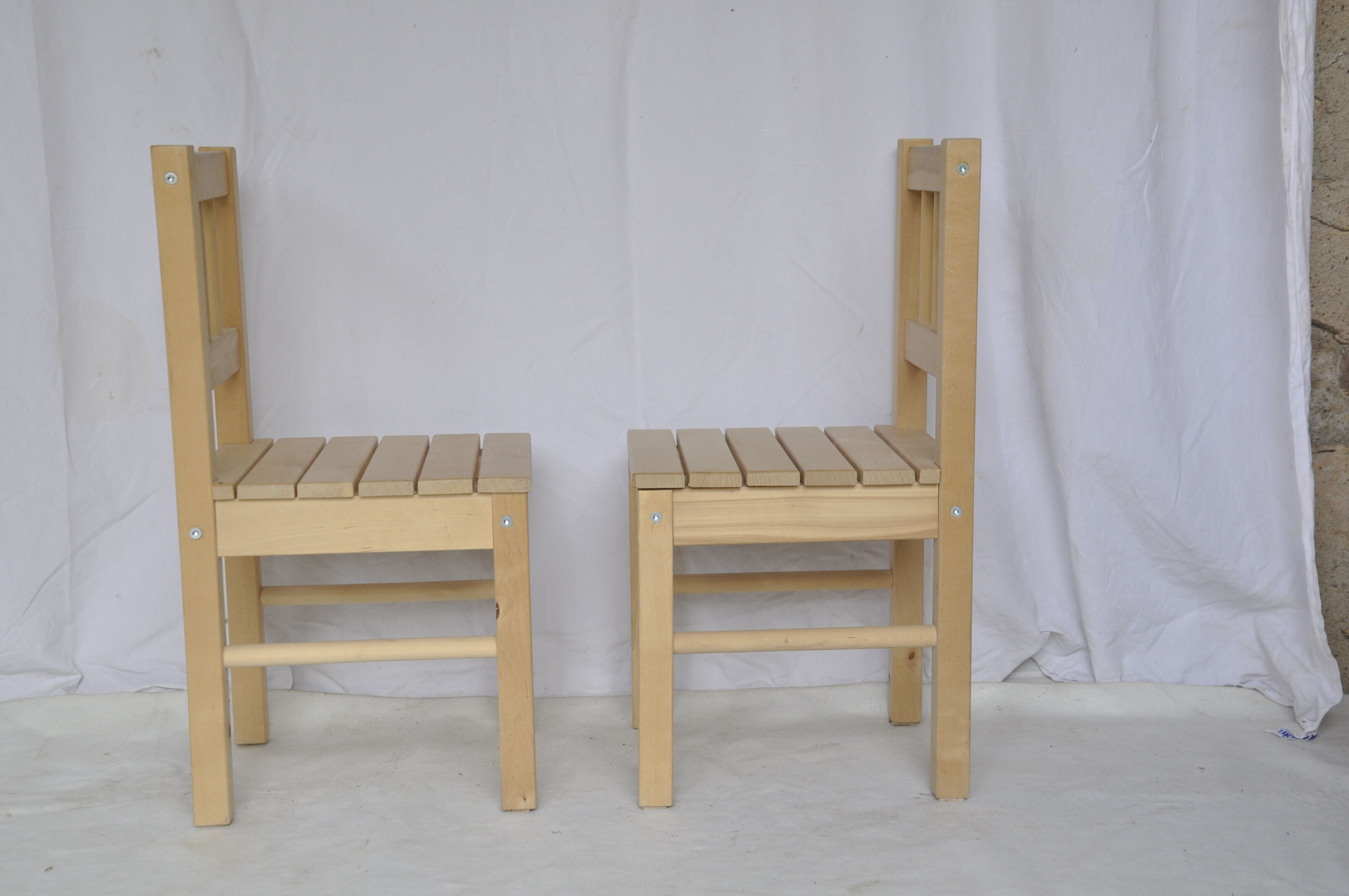 2-Pack children's chairs