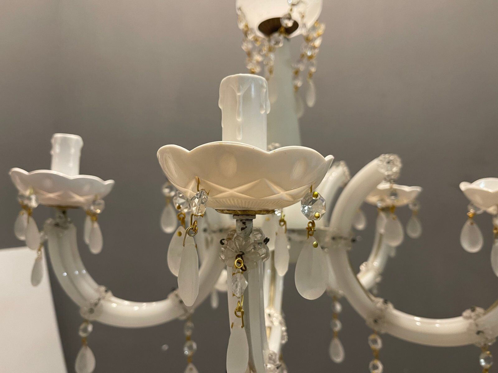 Italian white opaline glass chandelier