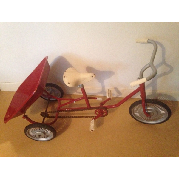 Ancien Tricycle Avec Benne Basculante Velo Bebe Annee 40 50 Renove Jouet Vintage Selency Ancien Tricycle Avec Benne Basculante Velo Bebe Annee 40 50 Renove Jouet Vintage Selency