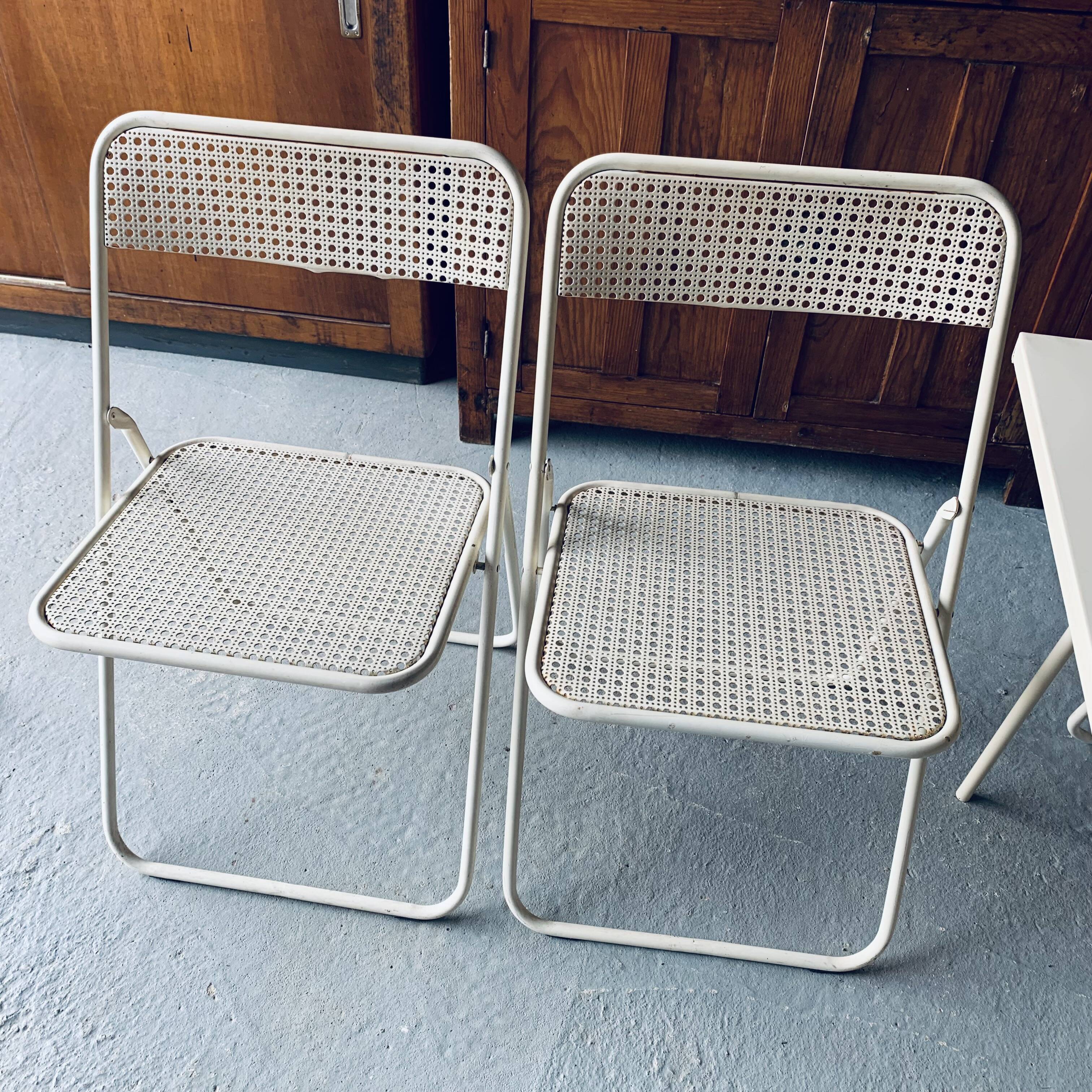 Set folding table and its 4 folding chairs perforated metal cream color - 70s