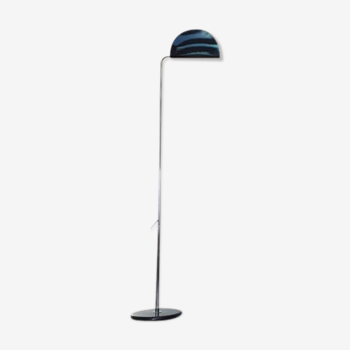 Lampadaire mezzaluna, du designer Bruno Gecchelin