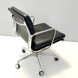 Postmodern Black Leather Soft Pad Chair Charles & Ray Eames for ICF